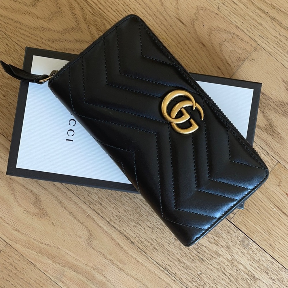Black GG Marmont 2.0 Med Wallet